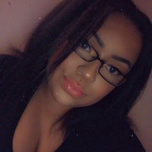 Meet your Posher, Mazie